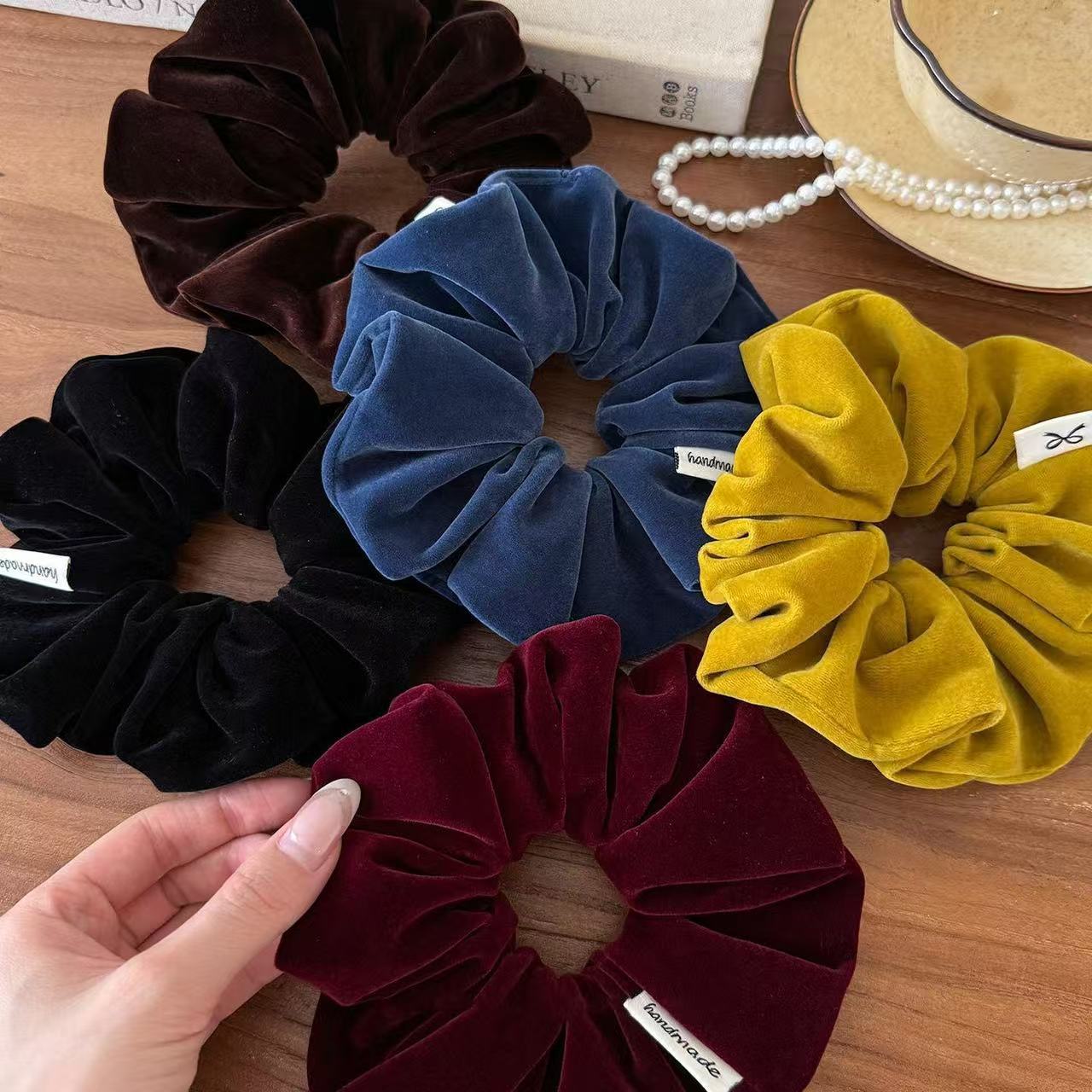 Korean-style minimalist velvet - Travel Accessories Aesthetic recension och pris