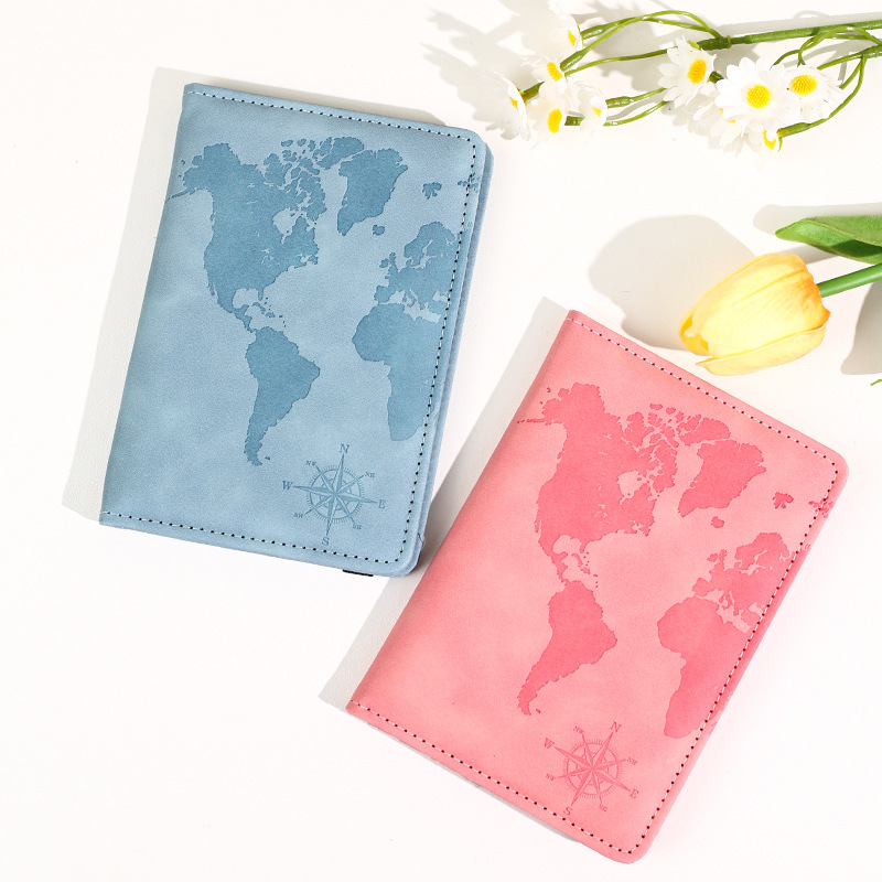 New Map Printed Passport Holde - Travel Accessories India recension och pris