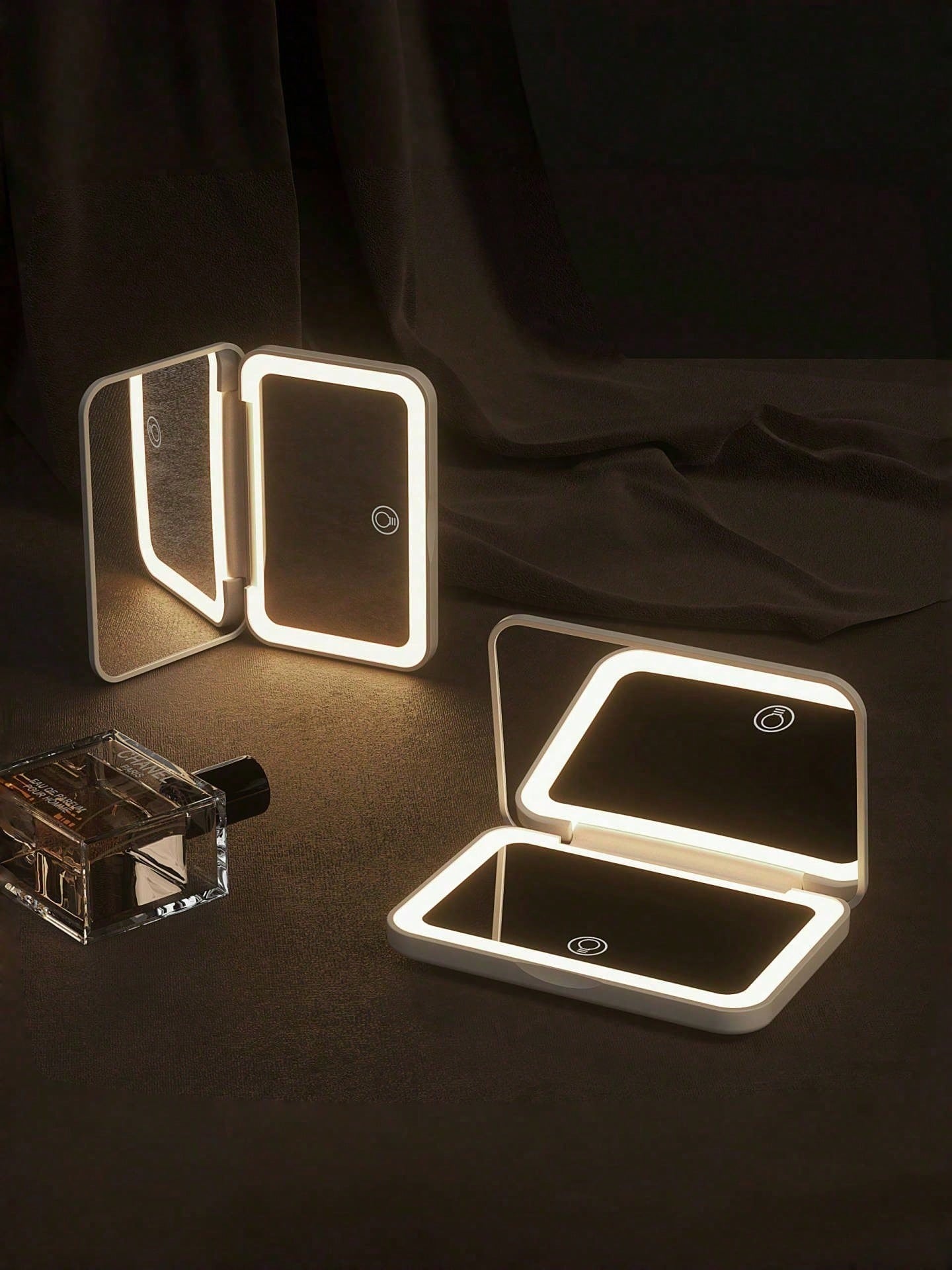 LED Makeup Mirror With Touch S - Travel Accessories As Gifts recension och pris