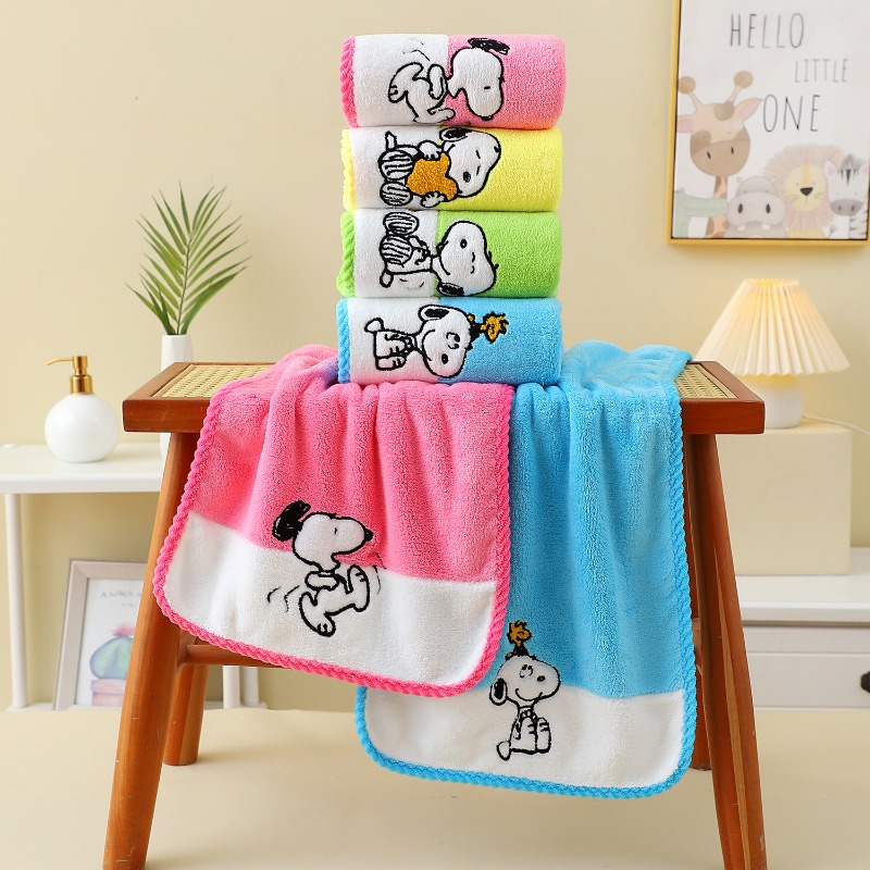 Soft Coral Fleece Snoopy Bath  - Travel Accessories As Gifts recension och pris